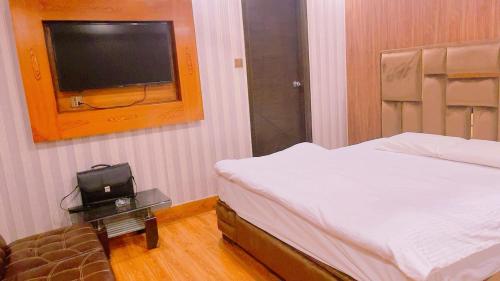 Hotel Sapphire - image 11