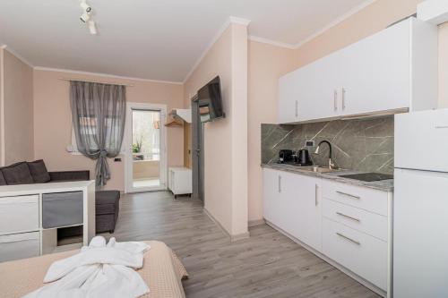 Del Mar Sithonia Studios&Apartments in Chalkidiki