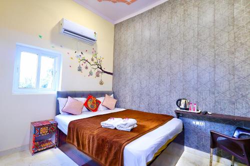 room detail thumbnail 0