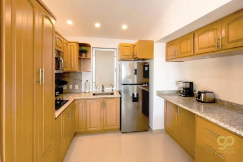 Casa Caracol Beachfront and Private Pool Villa in El Centenario