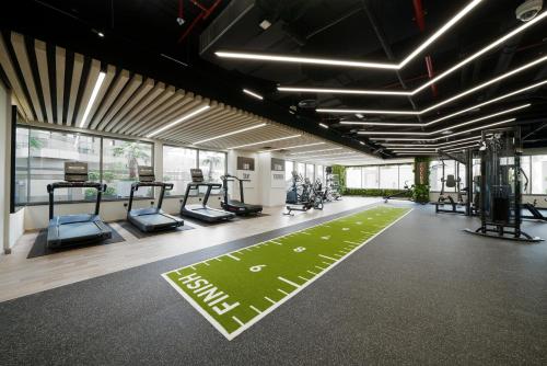 Studio Near Burj Khalifa - image 13
