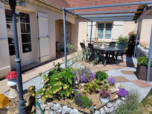 Les Chenevières 89 gîte à louer Villemanoche