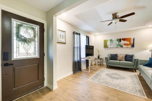 Spacious Backyard - San Juan Home Near Border in Alamo (Texas)