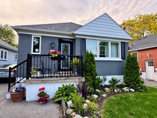 Family-friendly 2br Near Lake & Downtown in โคเบอร์ก (ออนตาริโอ)