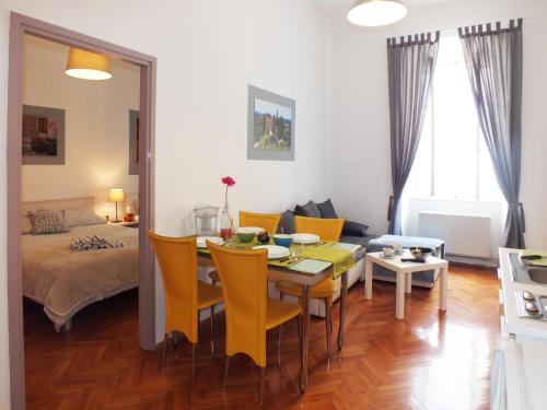  Apartman Draguć, Pension in Pula