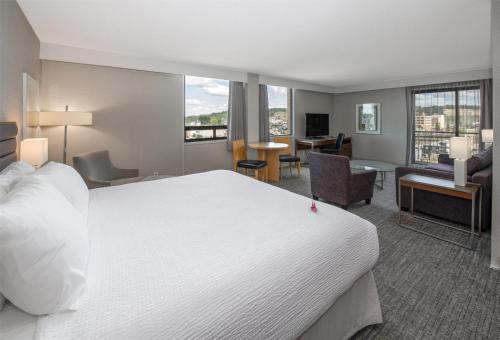 Coast Prince George Hotel by APA in ปริ้นซ์ จอร์จ (BC)