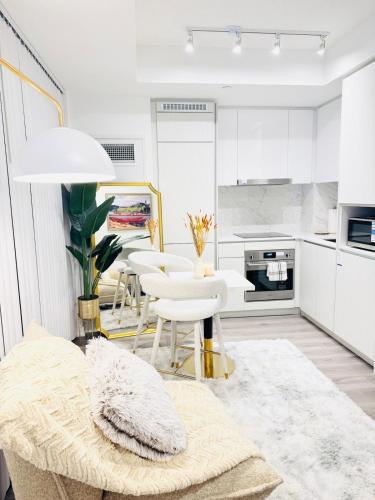 Bright & Cozy 1 Bedroom Retreat, Вон (фото 7)