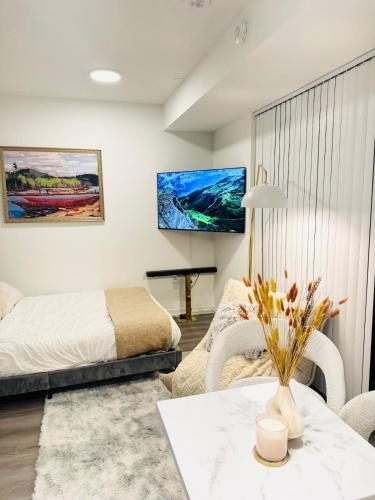 Bright & Cozy 1 Bedroom Retreat, Вон (фото 10)