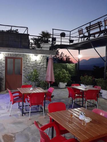Bixhaku GuestHouse in Аргирокастро
