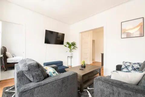 Cozy 3 BR for U Near Manhattan View, 15 Min to NYC in West New York, Vereinigte Staaten von Amerika