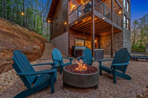 Cedar Hawk Springs in Sevierville, USA