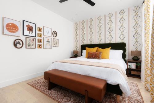 Heated Pool, Game Room, Outdoor Movies, Mins to Downtown, Sleeps 14, Austin (foto 10)