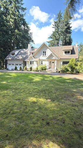 . Modern 5BR Luxury Getaway