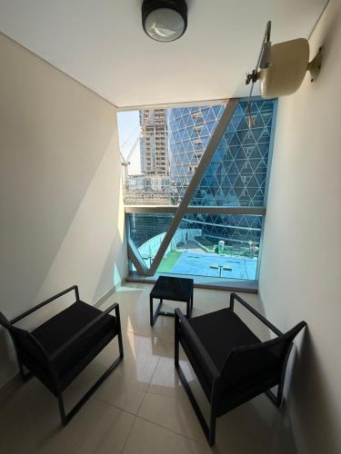 Modern Studio in Damac Park Tower-Near Dubai Mall - image 13