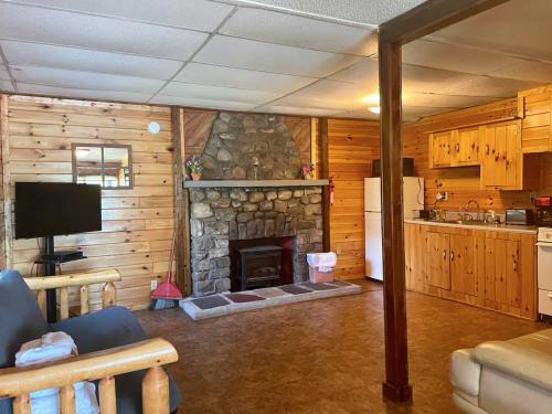 Зручності, The Elms Waterfront Cottages in Лейк Лузерн