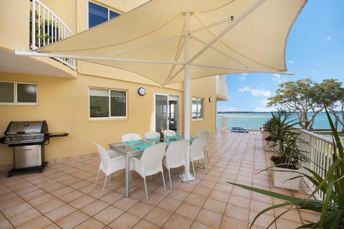 Riviere on Golden Beach, Caloundra (zdjęcie 5)