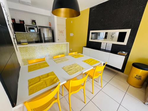 Two-Bedroom Deluxe Apartment image 10