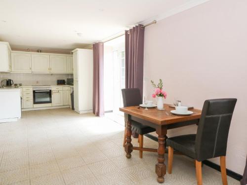 Viesnīcas āriene, Garden Apartment in Llandysul