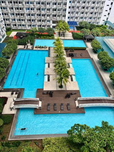 Resort-Style Living in Makati, Manila