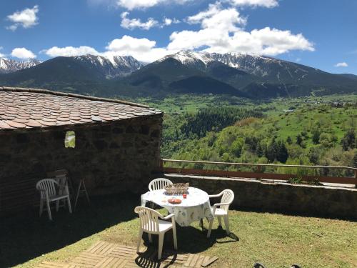 Family Cottage with a View in Sauto