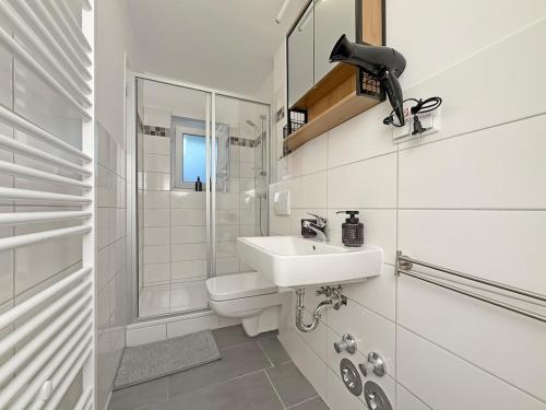 Cozy and centrally located in List Hannover 2 beds and kitchen, Ганновер (фото 10)
