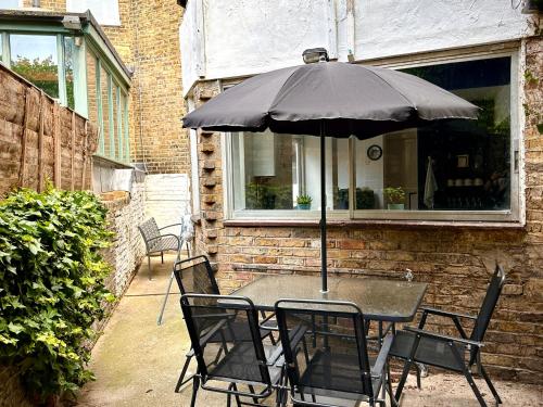 Fulham Tranquil 2BD King Bed Home w/ Parking & Gdn - image 9