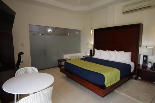 Junior Suite image 1
