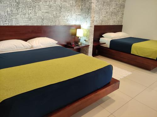 Double Room image 1