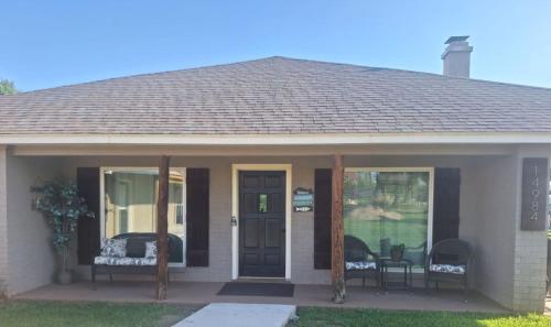 A szálláshely kívülről, Lakeside Cove Retreat on Lake Conroe - Private Waterfront in Willis