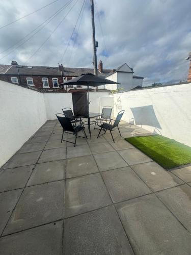 Liverpool RD Warrington in เชสเชอะ