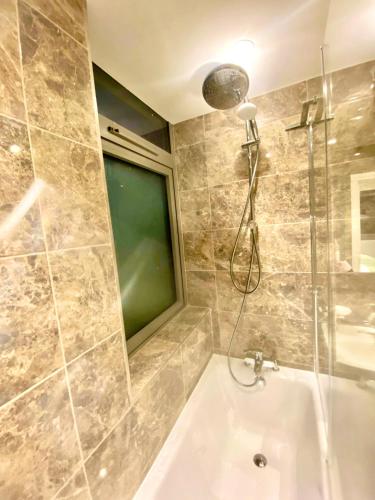 Luxury Penthouse 2-Bedrooms Private, Londra (foto 6)