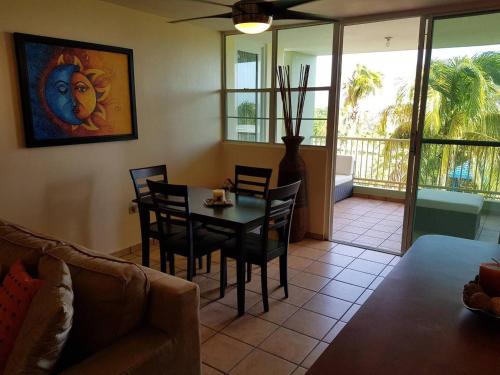 Gated Complex with Pool Balcony Near Attractions, Pole Ojea (photo 2)
