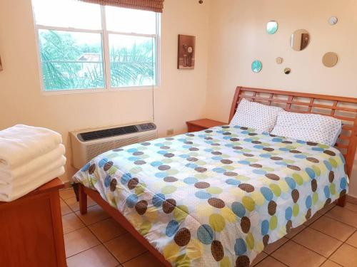 Gated Complex with Pool Balcony Near Attractions, Pole Ojea (photo 6)