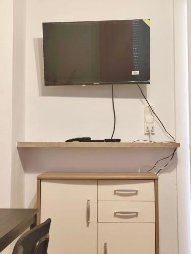 Közös társalgó / TV, Les suites frontalières T3 avec parking secteur Thionville Luxembourg (Les suites frontalieres T3 avec parking secteur Thionville Luxembourg) in Yutz