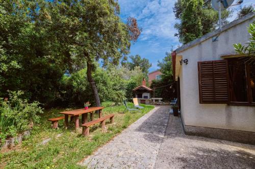 Seaside holiday house Artatore Losinj - 8005 - image 9