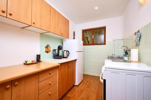 Seaside holiday house Artatore Losinj - 8005 - image 14