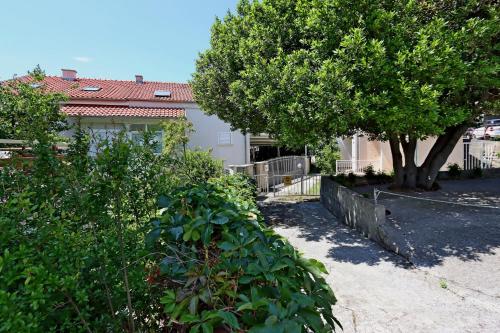 One-Bedroom Apartment with Terrace image 1