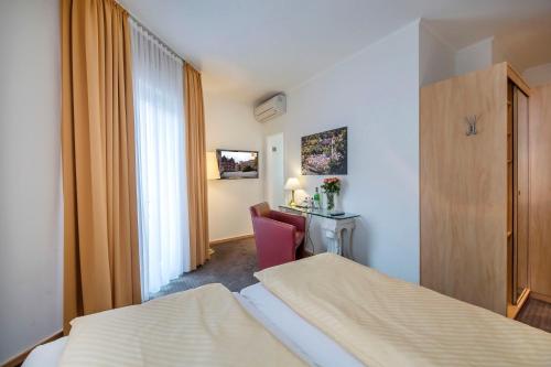 Hotel Heidelberger Hof - image 4