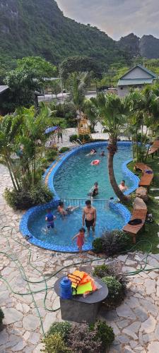 TRANG AN GREEN BUNGALOW & RESTAURANT