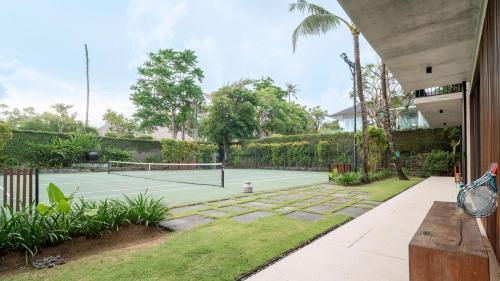 Villa - Beach Front image 9