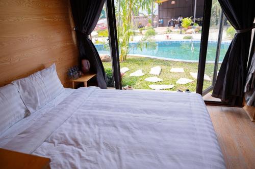 TRANG AN GREEN BUNGALOW & RESTAURANT