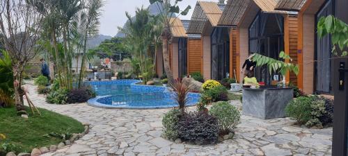 TRANG AN GREEN BUNGALOW & RESTAURANT