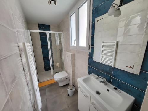 Holiday Home (4 Adults) image 6