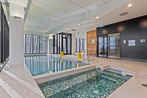 Convenient City Living@southerncross | Free Tram - Melbourne