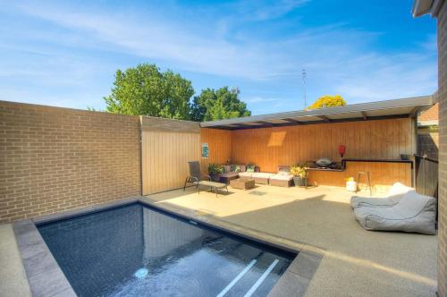 Mandel on High - Echuca Holiday Homes, Эчука (фото 5)