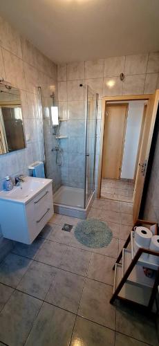 Apartment with Sea View image 8