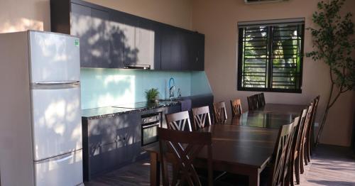 Lakeside View Villa Chuong My Ha Noi in Chuong My