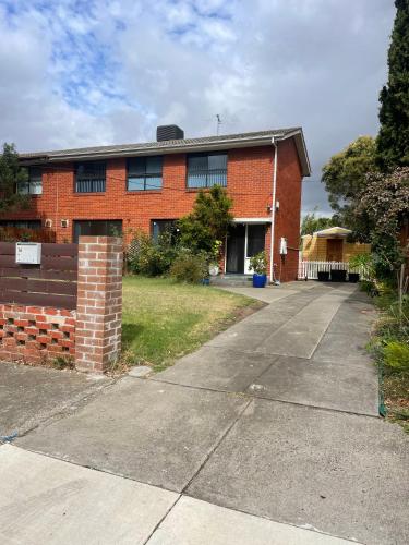 Exterior view, Home in Laverton 19 Minutes to Melbourne CBD in Point Cook