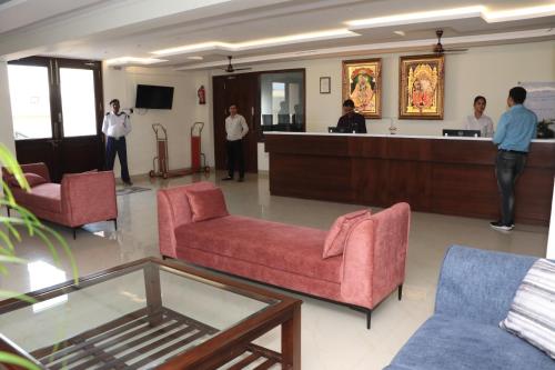 HOTEL DWARKA KUNJ in กีศรปุระ