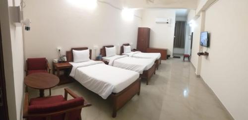 Budget Triple Room image 1